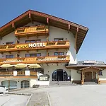 Schneeberger 4* Niederau