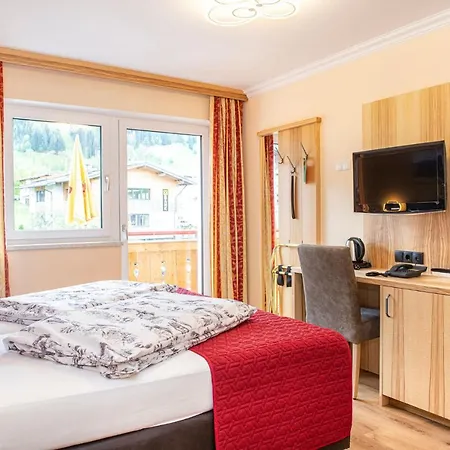 Schneeberger Hotel 4*