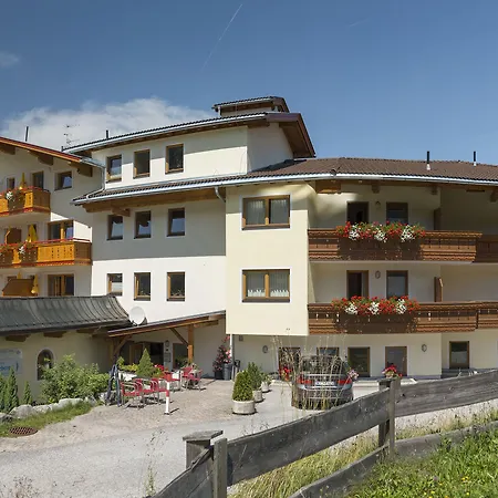 Schneeberger Hotel 4*