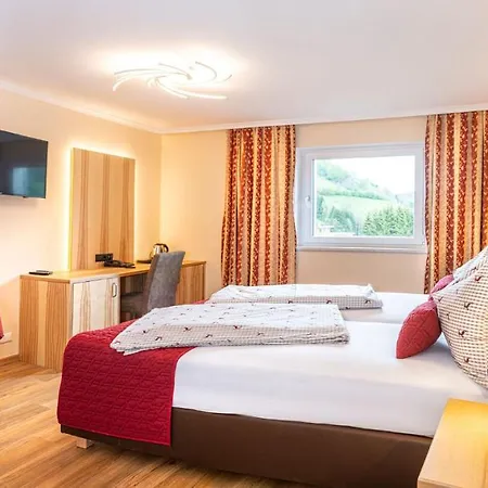 Schneeberger Superior 4* Niederau