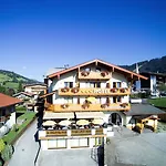 Schneeberger Отель 4*