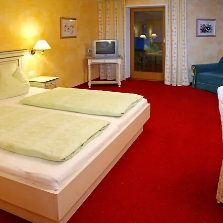 Schneeberger Hotel 4*